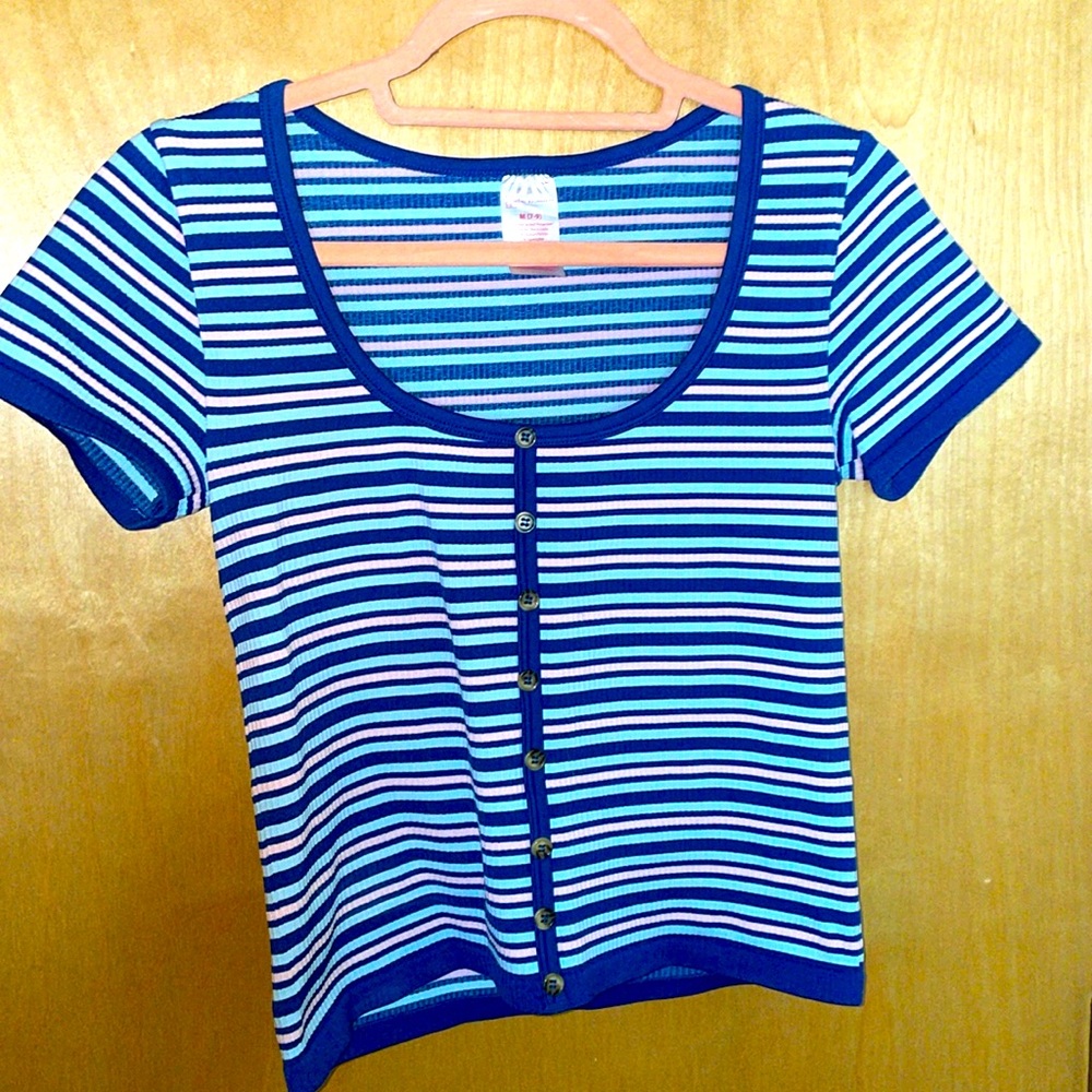 No boundaries size M 7/9 blue striped short sleeve shirt